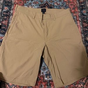 Beige cargo shorts j crew
